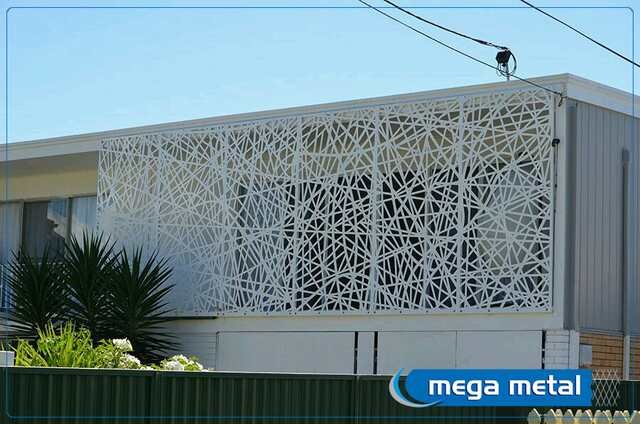 Fachadas em chapa metálica cortada a laser pela Mega Metal
