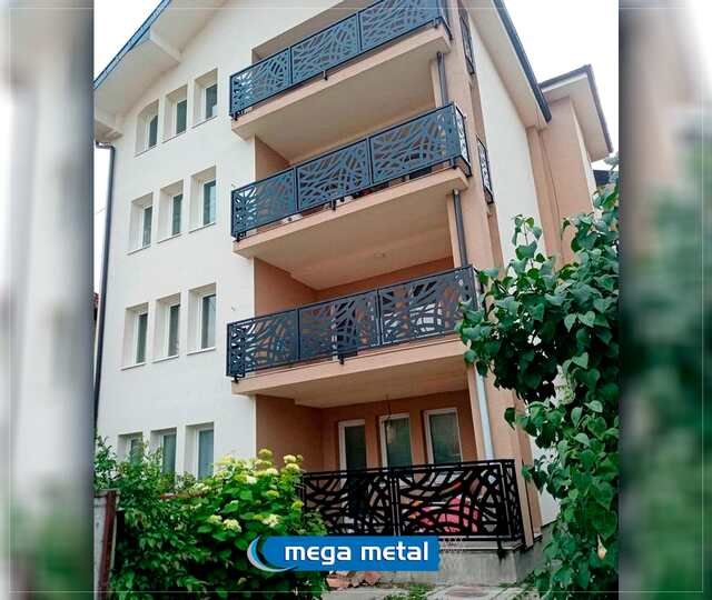 Guarda-corpos em chapa metálica cortada a laser pela Mega Metal