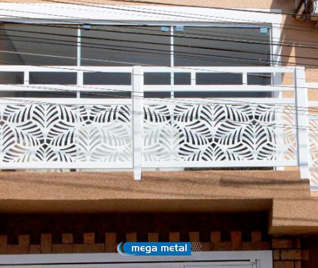 Guarda-corpos em chapa metálica cortada a laser pela Mega Metal