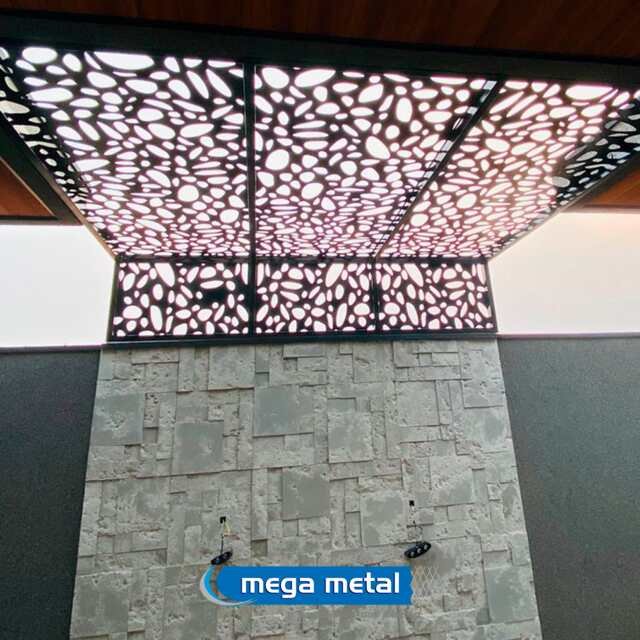 Pergolados em chapa metálica cortada a laser pela Mega Metal