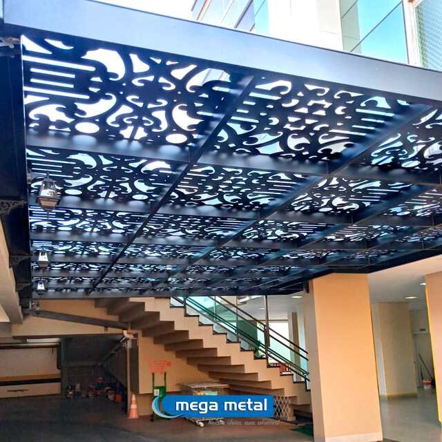 Pergolados em chapa metálica cortada a laser pela Mega Metal