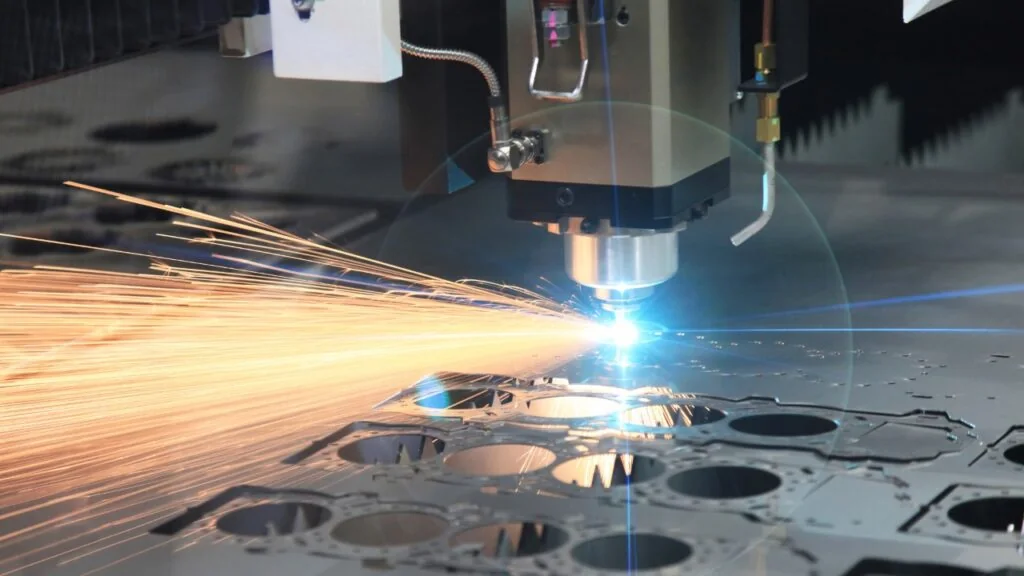 Tecnologia de corte a laser de precisão da Mega Metal